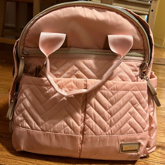 Suite By Skip Hop 6-In-1 Diaper Backpack Set